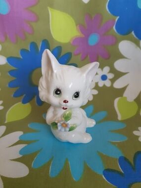 White Ceramic Kitten Figurine with Flower Accent